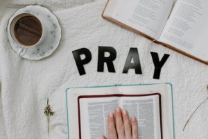 pray